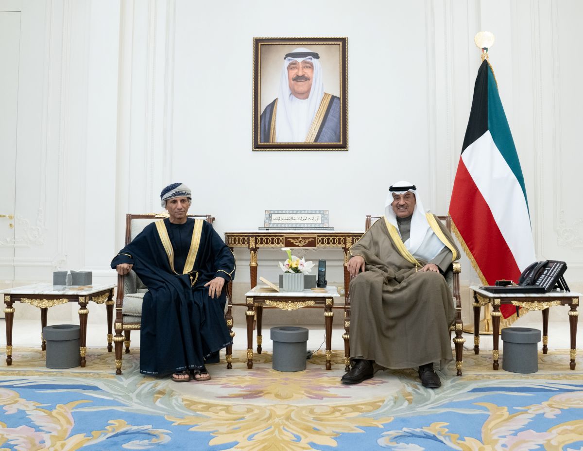 سمو ولي العهد يستقبل الممثل الخاص للأمين العام للأمم المتحدة في العراق