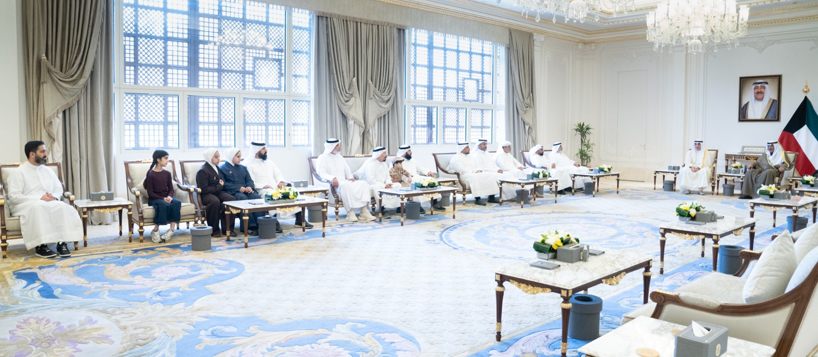 سمو ولي العهد يستقبل أسر شهداء الواجب من وزارتي الدفاع والداخلية وأسرة الشهيدة الطفلة الإيرانيةالكويت