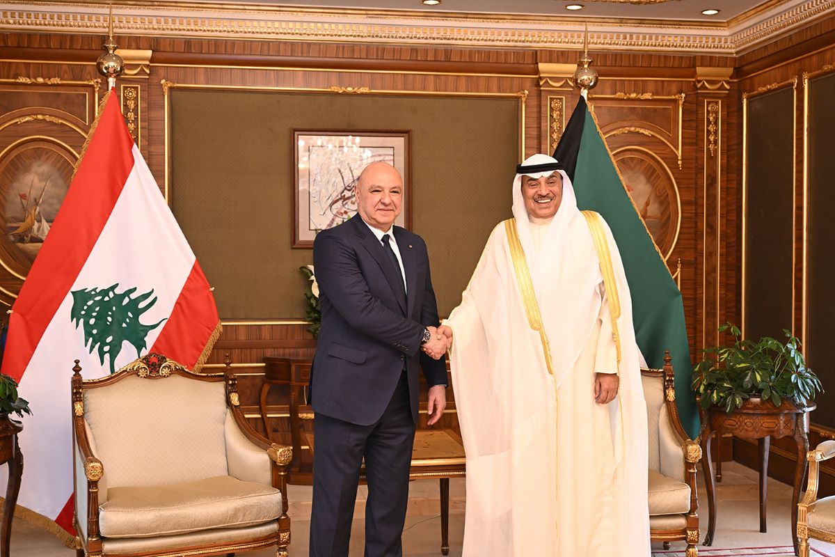 Lebanese Pres. meets Kuwait Crown Prince